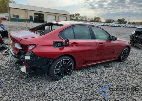 2025 BMW M340Xi z USA, uszkodzony, nr VIN 3MW69FT09S8F02834